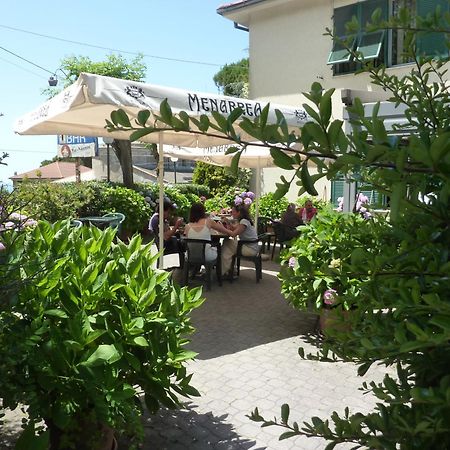 Hotel Silvia Framura - Cinque Terre Exteriör bild