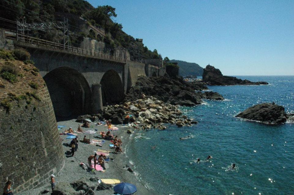 Hotel Silvia Framura - Cinque Terre Rum bild