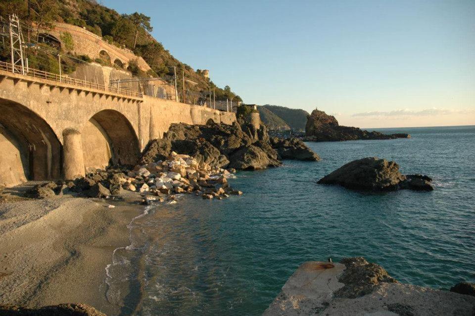 Hotel Silvia Framura - Cinque Terre Rum bild